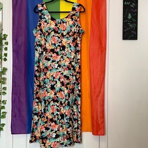 LAST CHANCE 🎁 Blair Petite Floral Buttoned Dress